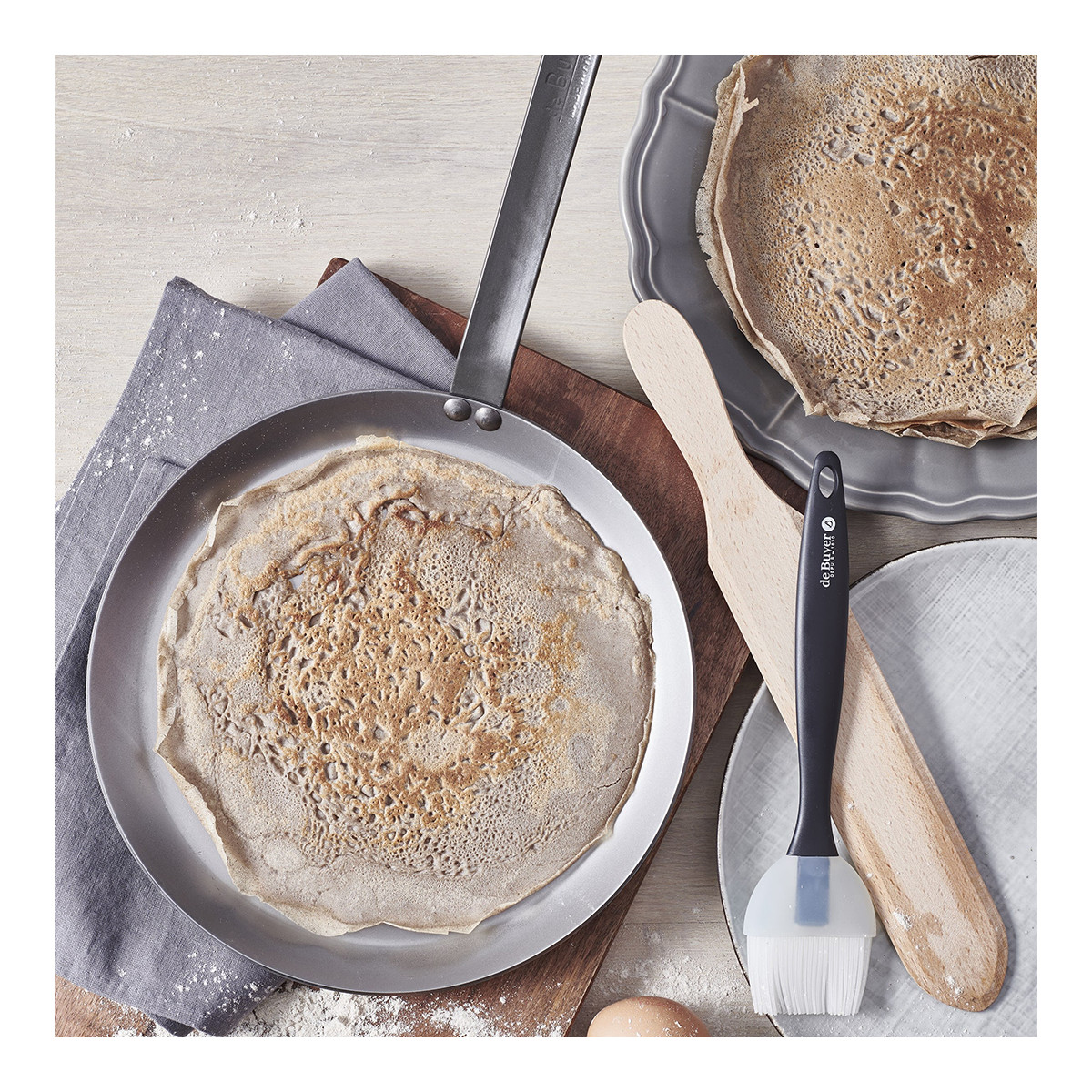 De Buyer | Oceľová panvica na palacinky  Mineral B Element, pr. 26 cm, SET