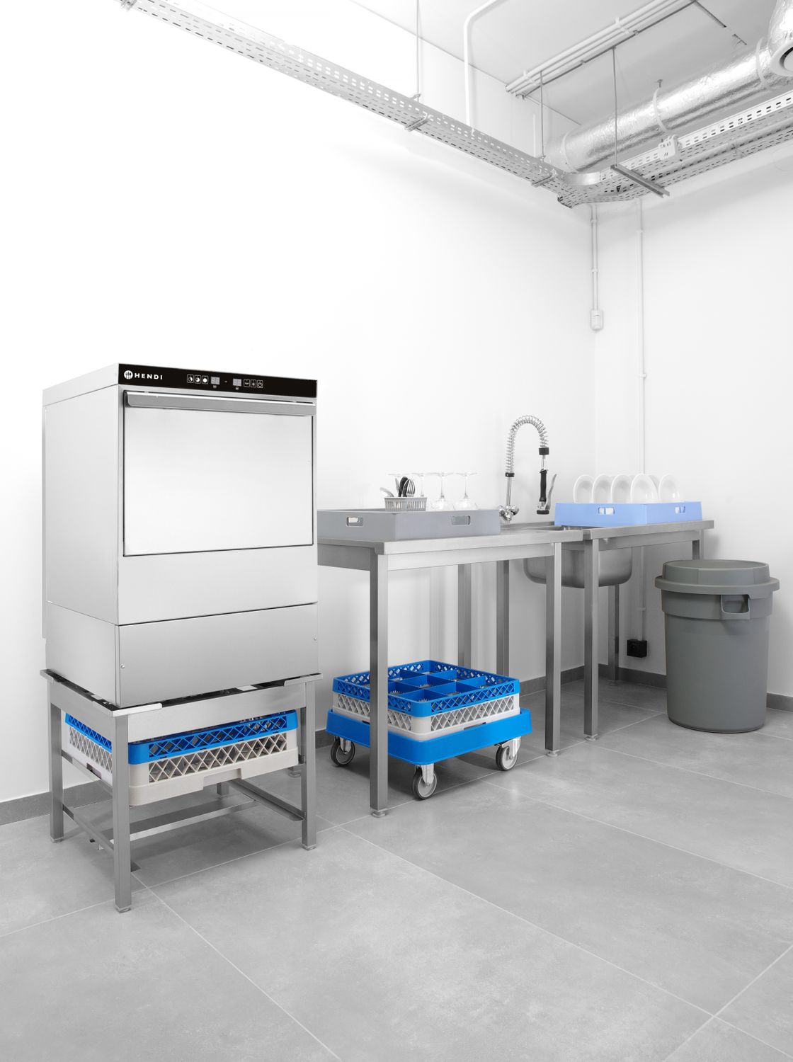 Umývačka riadu 50 x 50 – elektronické ovládanie, HENDI, 400V/6600W, 570x600x(H)830mm