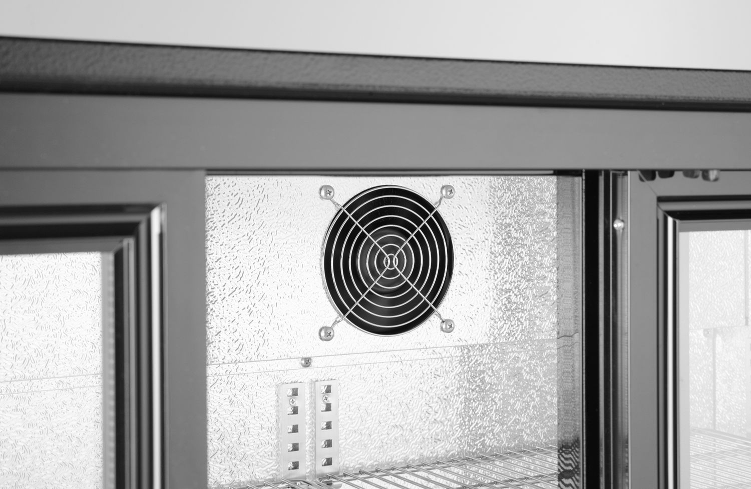Barová chladnička s 3 posuvnými dverami, Arktic, 254L, Čierna, 220-240V/160W, 1350x520x(H)865mm
