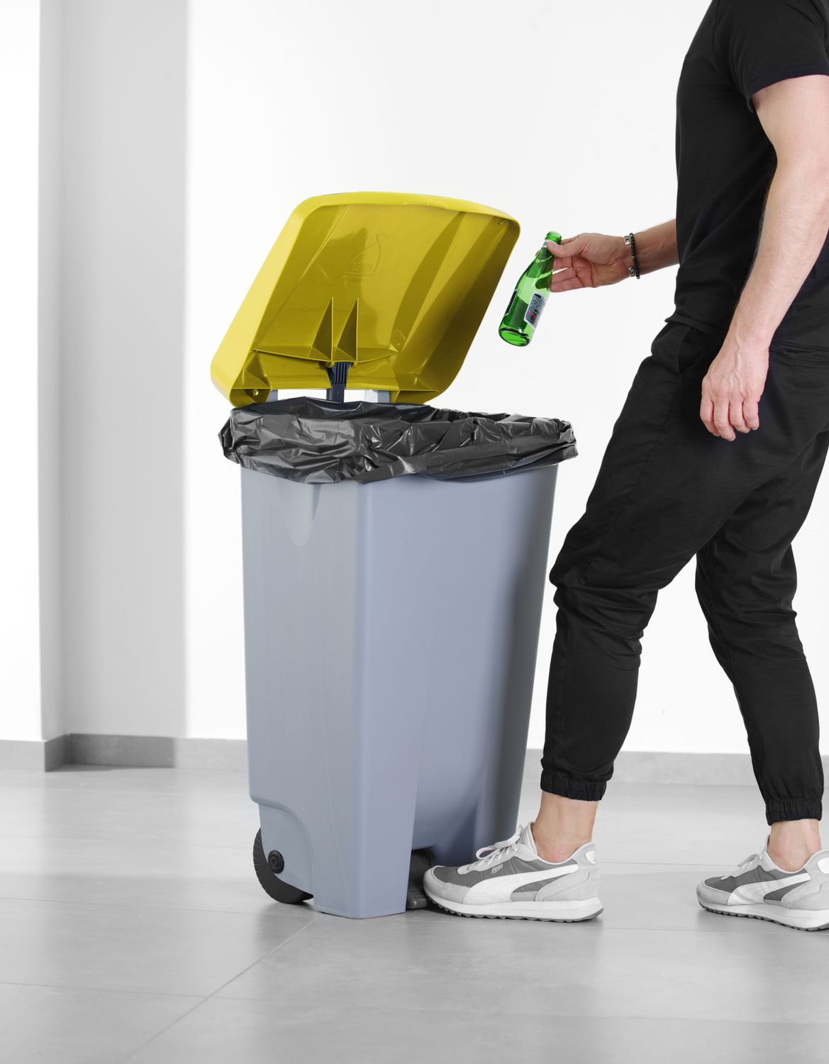 Žlté veko na odpadovú nádobu HENDI 873458, 505 × 415 mm – 873489